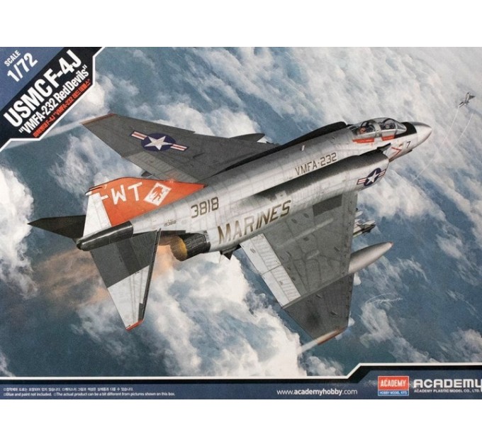 12556 USMC F-4J "VMFA-232 Red Devils" (1:72)